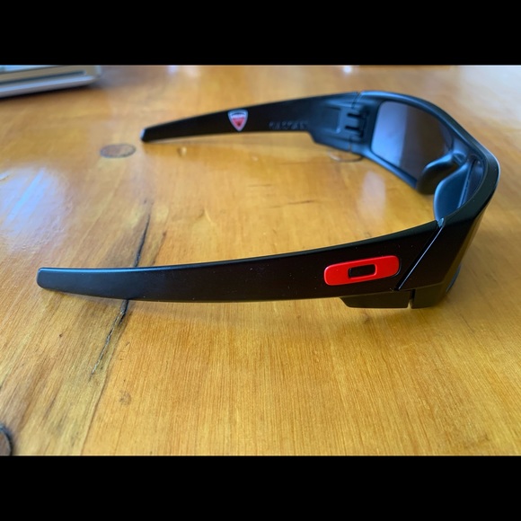 Oakley Gascan Ducati Edition - Picture 3 of 10
